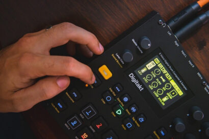 How To Utilize Drum Machines And Samplers In The Studio