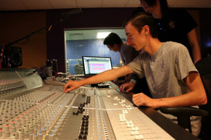 Lake Havasu High School and Vintage King Team Up For Student Studio Overhaul
