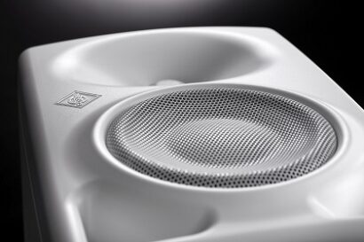 Win A Pair Of White Neumann KH 80 DSP Studio Monitors From Vintage King Audio