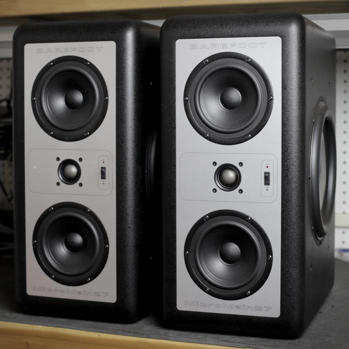 Barefoot Sound MicroMain 27 1st Gen Pair #01049/01050 (Used)