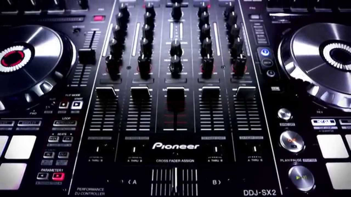 Pioneer DDJ-SX2 Pro DJ Controller