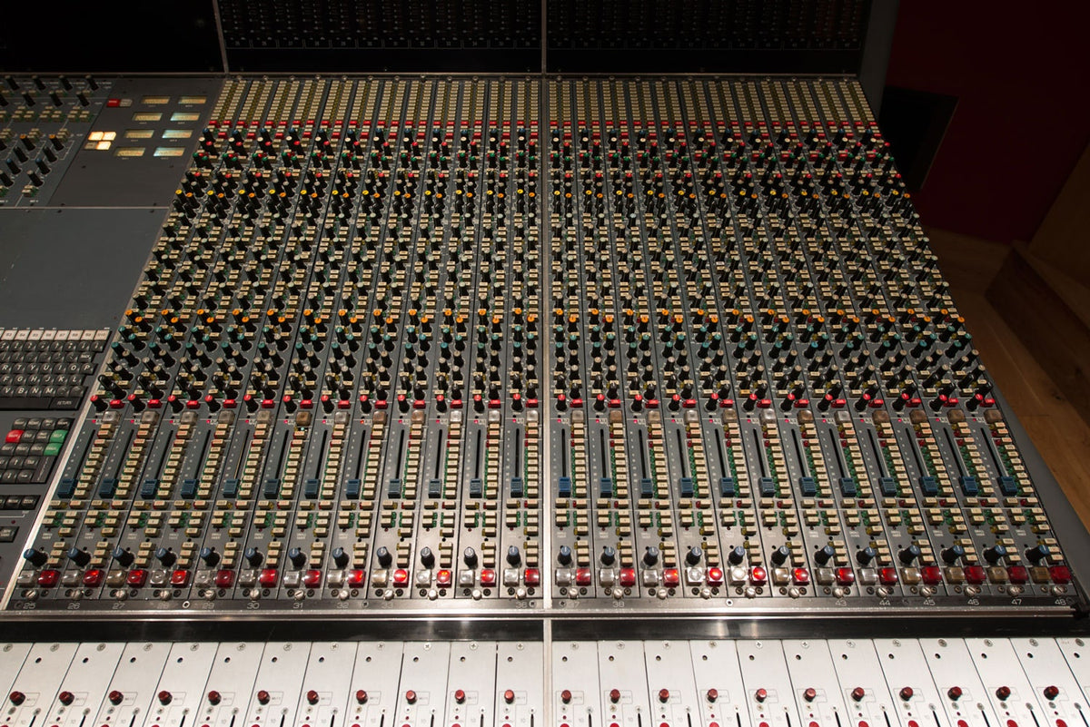 Neve VR48 #A19283 (Used)