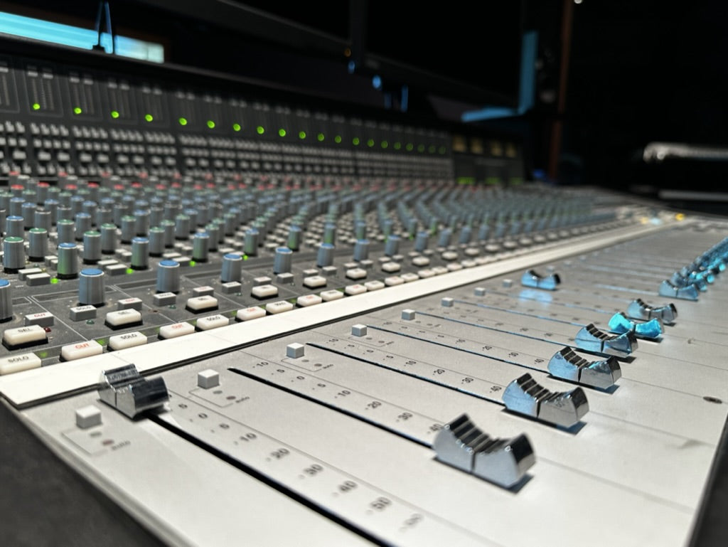 SSL AWS 900 #152 (Used)